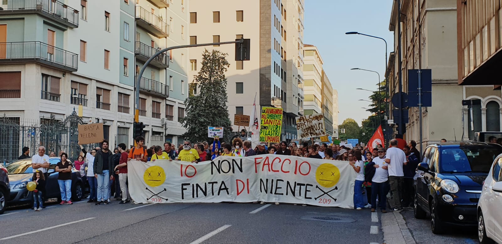 Manifestazione Basta Veleni